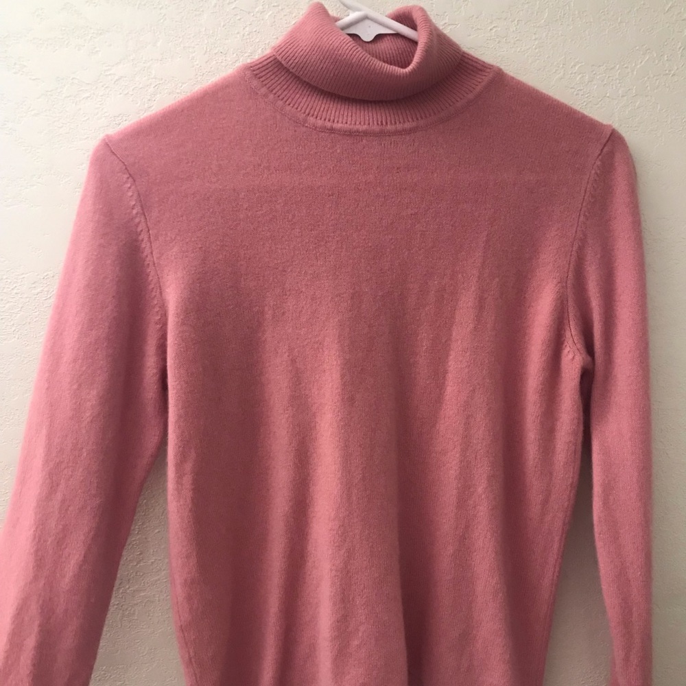 Small turtle neck